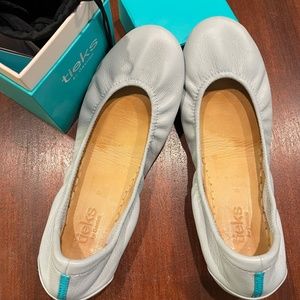 Tieks Cool Grey Size 9